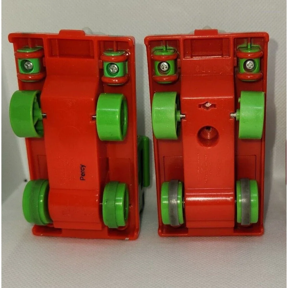 Thomas & Friends Pull-Back and Go Train Engines - Percy (2)